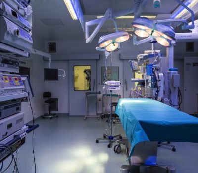 Prepared operating theatre at Bitenc Surgery